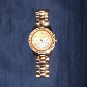 Micheal Kors Rose Gold Diamond Studded Watch